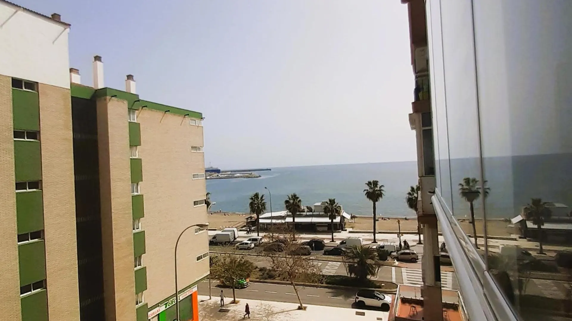 Mendoza A Un Paso De La Playa Apartment Malaga Spain