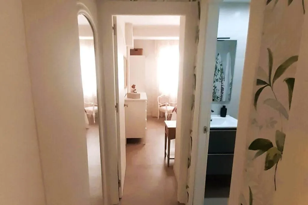 Mendoza A Un Paso De La Playa Apartment Malaga