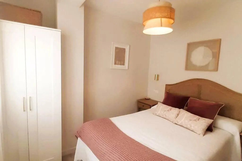 Mendoza A Un Paso De La Playa Apartment Malaga Spain